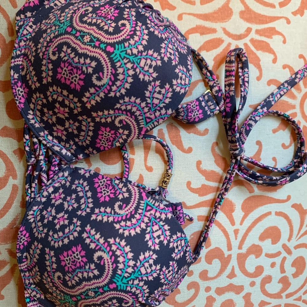 Push up bikini top